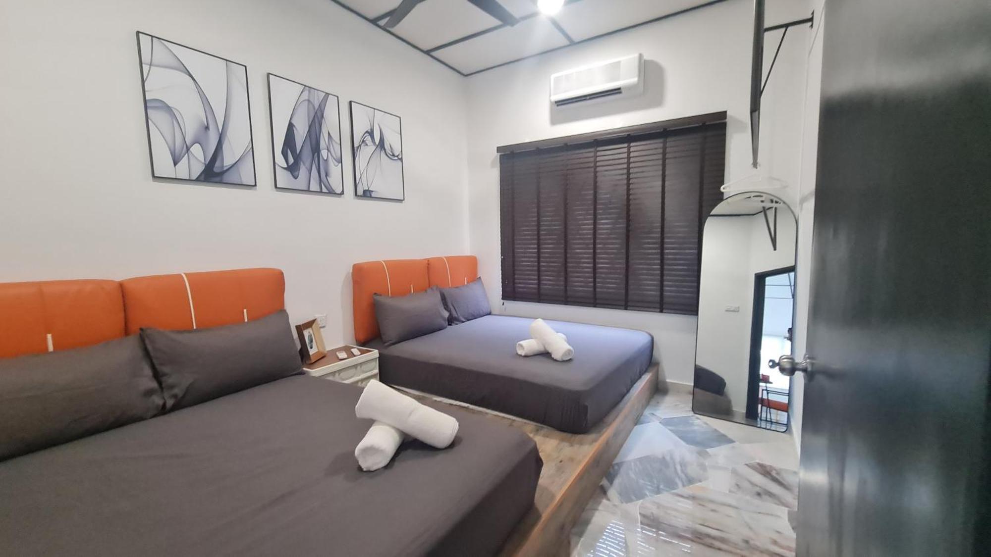 Luxpro Luxury / 2 / Private Swimming Pool Seremban